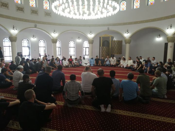 الإدارة الدينية لمسلمي أوكرانيا تحتفل في كييف والمحافظات الأوكرانية. احتفال بمسجد الرحمة في كييف عشية رأس السنة الهجرية، قراءة قرءان وذكر ومحاضرة عن الهجرة النبوية الشريفة.