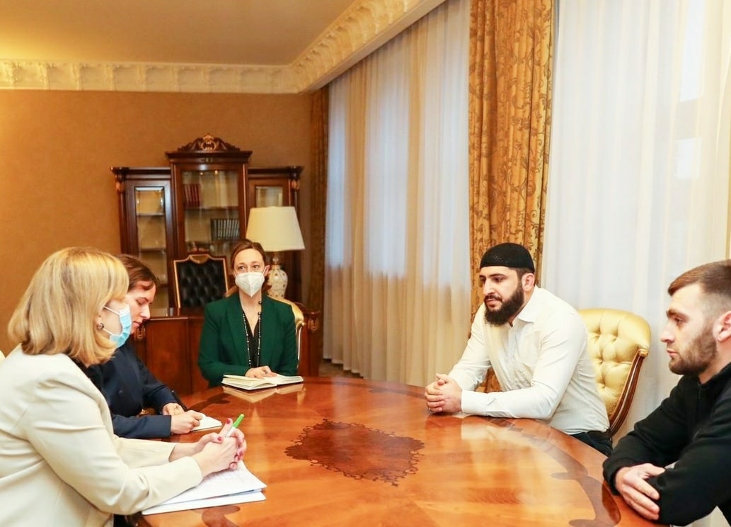 Делегація Посольства США зустрілася з імамом Дніпропетровської області