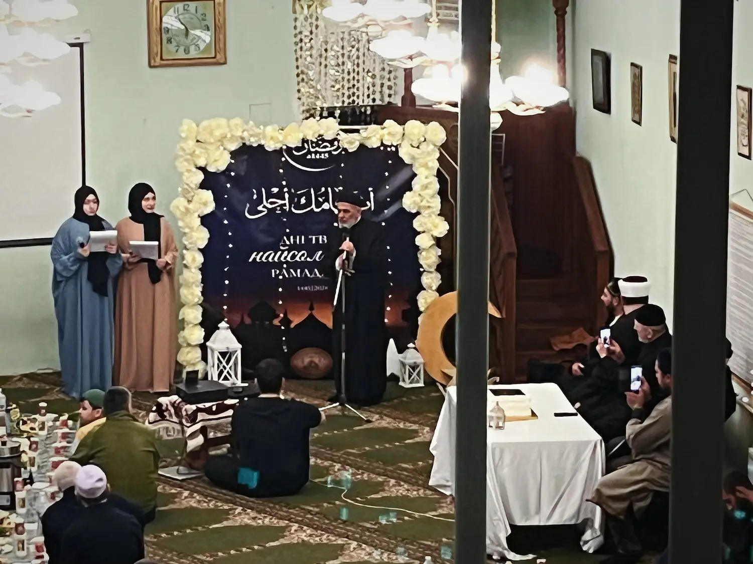 وفي 26 مارس، أقيم حفل إفطار رسمي في خاركوف