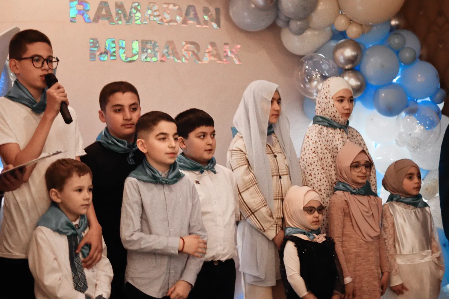 في 31 مارس، أقيم حفل إفطار رسمي في دنيبر